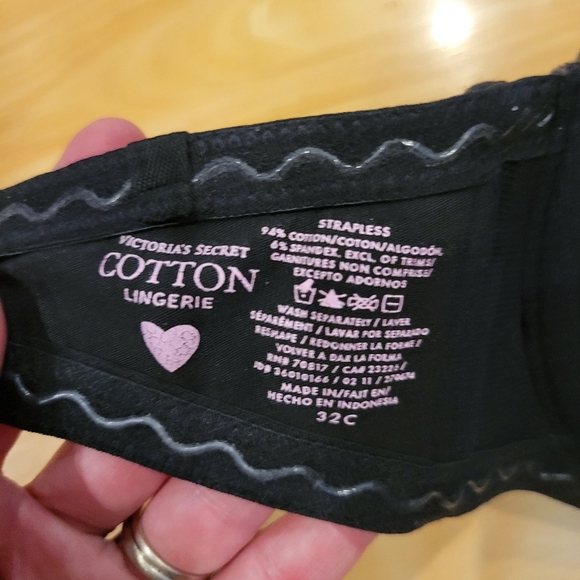 Victoria's Secret Bra Bundle Size 32C - Picture 5 of 9